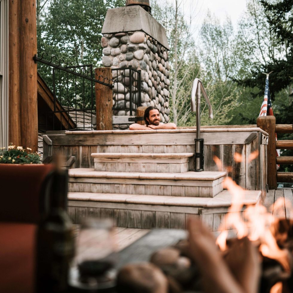 Sisters, Redmond & Bend Oregon Hot Tubs & Saunas Aqua Clear Hot Tubs